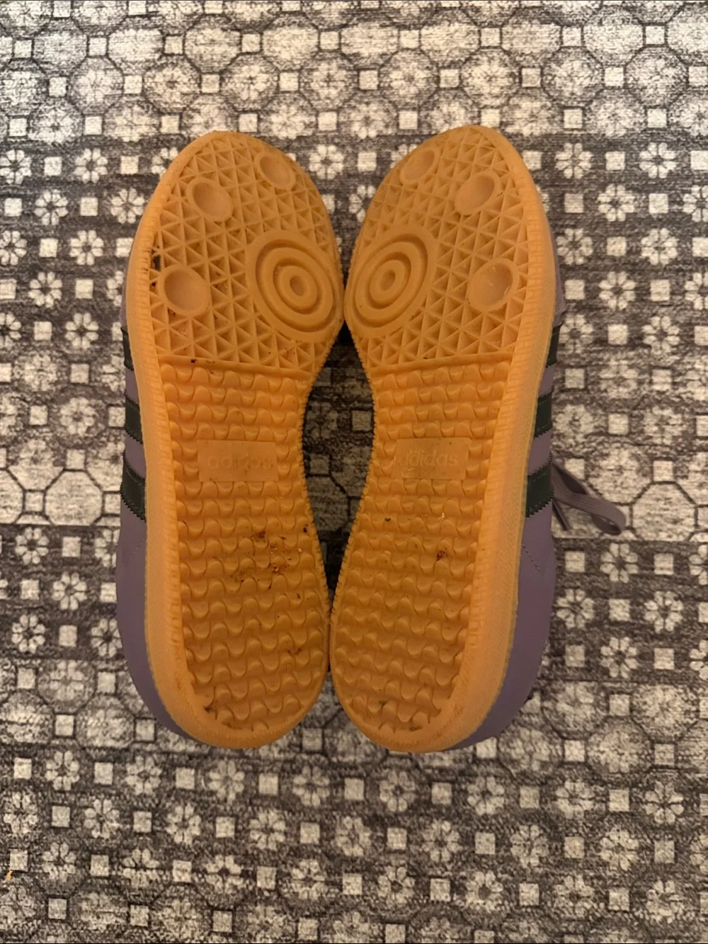 adidas Men’s Lavender Leather Sneakers with Black Stripes